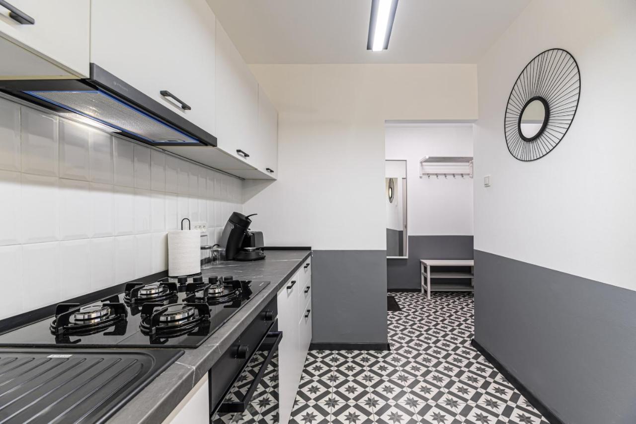 Travelers Hideout - Central Apartment Brasov Exterior photo