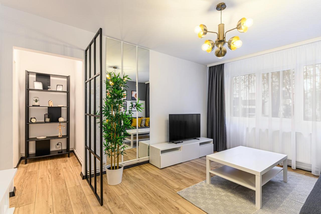Travelers Hideout - Central Apartment Brasov Exterior photo