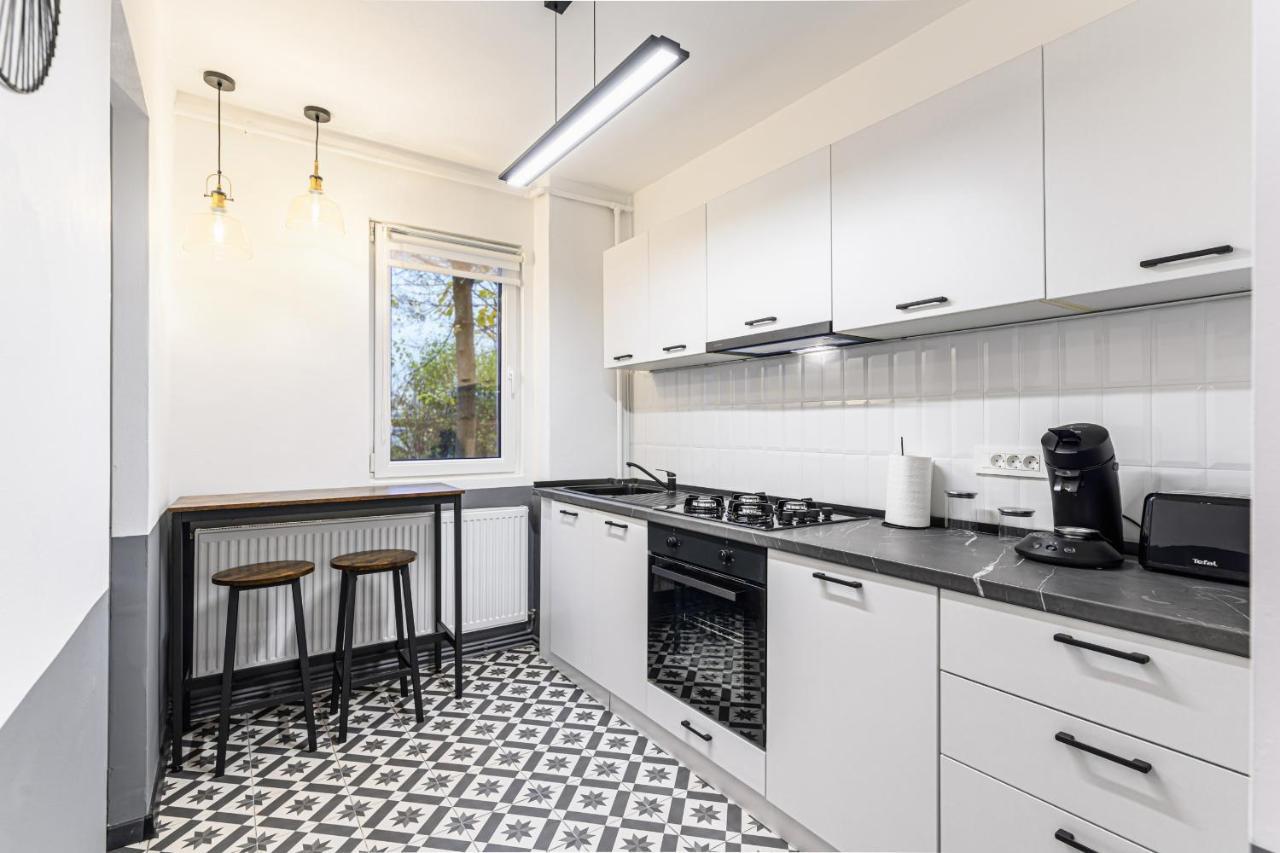 Travelers Hideout - Central Apartment Brasov Exterior photo