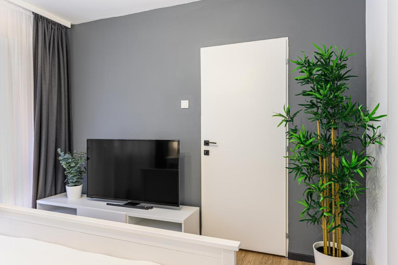 Travelers Hideout - Central Apartment Brasov Exterior photo